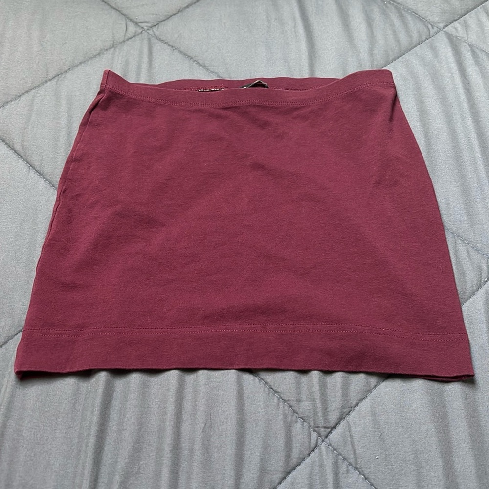 H&M basic maroon pencil skirt